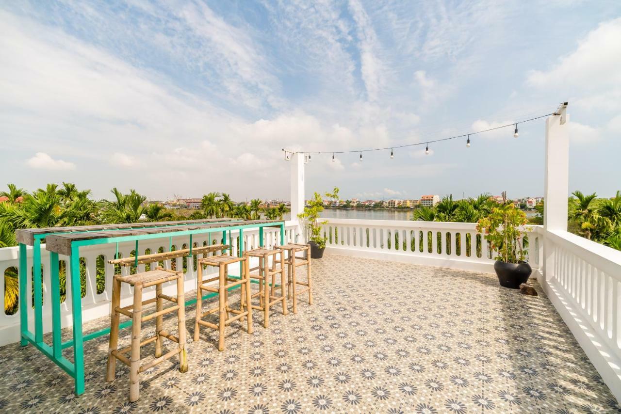 Sunny Riverside Homestay ホイアン エクステリア 写真
