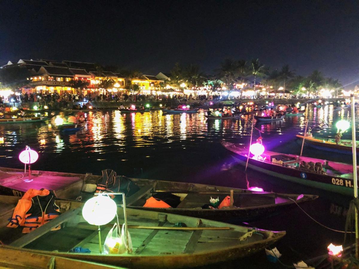 Sunny Riverside Homestay ホイアン エクステリア 写真